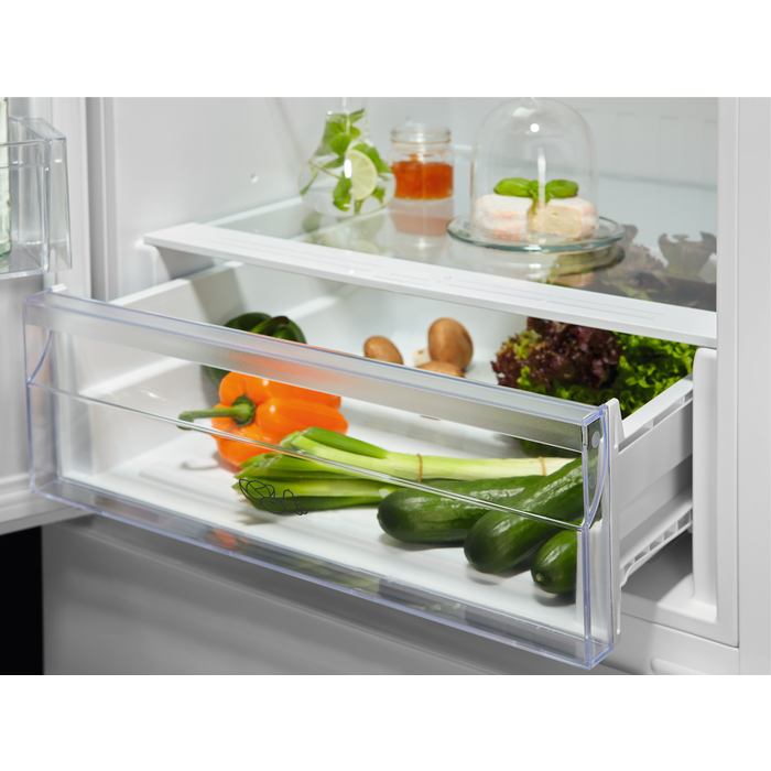 Electrolux - Jääkaappipakastin - KNB1LE34WL