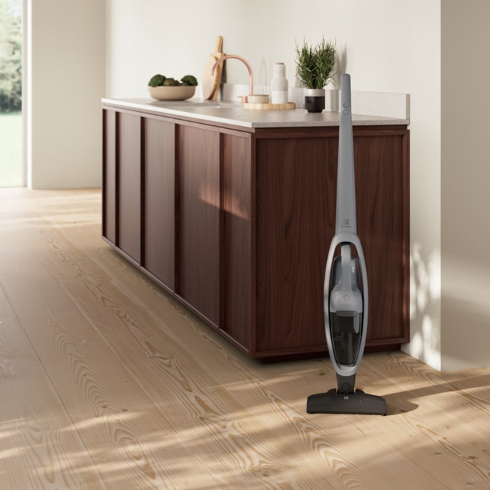 Electrolux - Johdoton varsi-imuri - ES52CB18UG