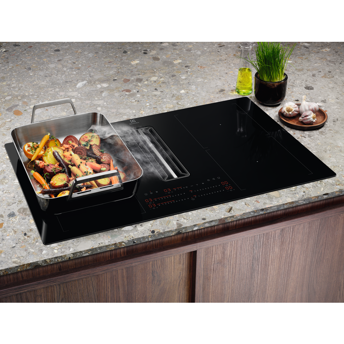 Electrolux - Induktiotaso liesituulettimella - HHKB870S