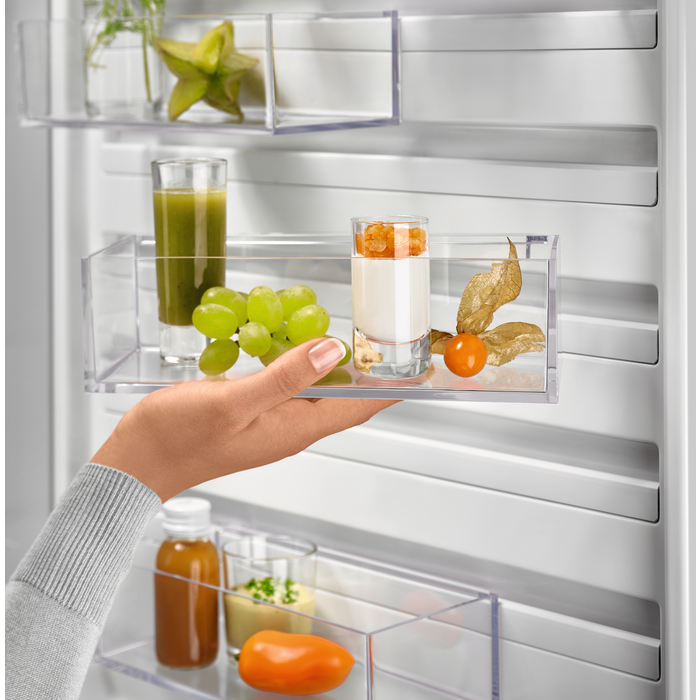 Electrolux - Jääkaappipakastin - LNC7ME36W2