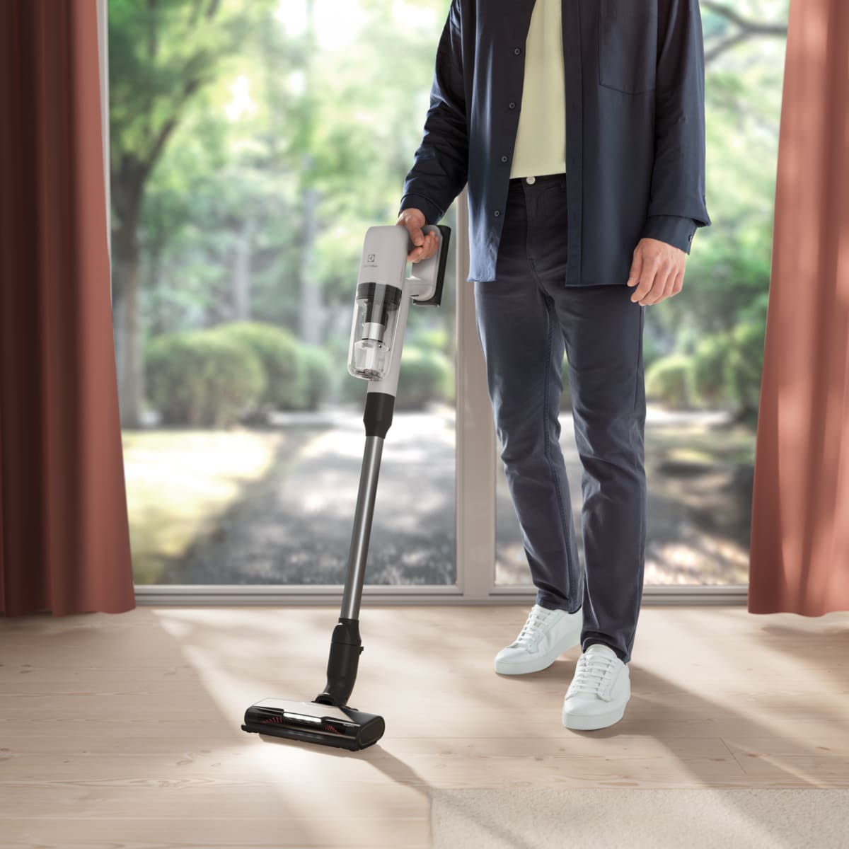 Electrolux - Johdoton varsi-imuri - EP71HB14SH