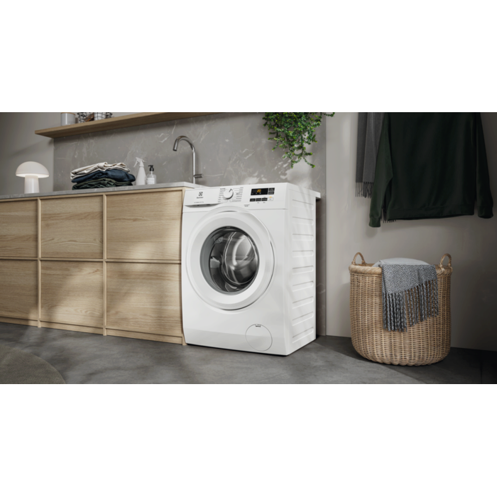 Electrolux - 8 kg pesukone - EFI611W84W