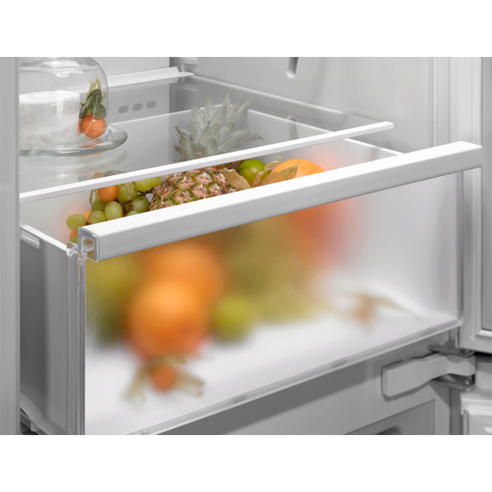 Electrolux - Integroitava jääkaappipakastin - LNT6ME18S0