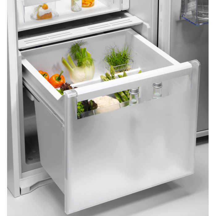 Electrolux - Pieni jääkaappi - ERD6DE18S1