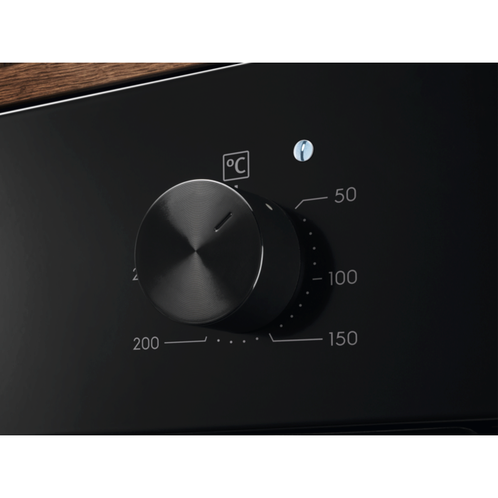 Electrolux - Kalusteuuni - BOC002EK