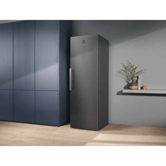 Electrolux - Jääkaappi - LRT6ME38U1