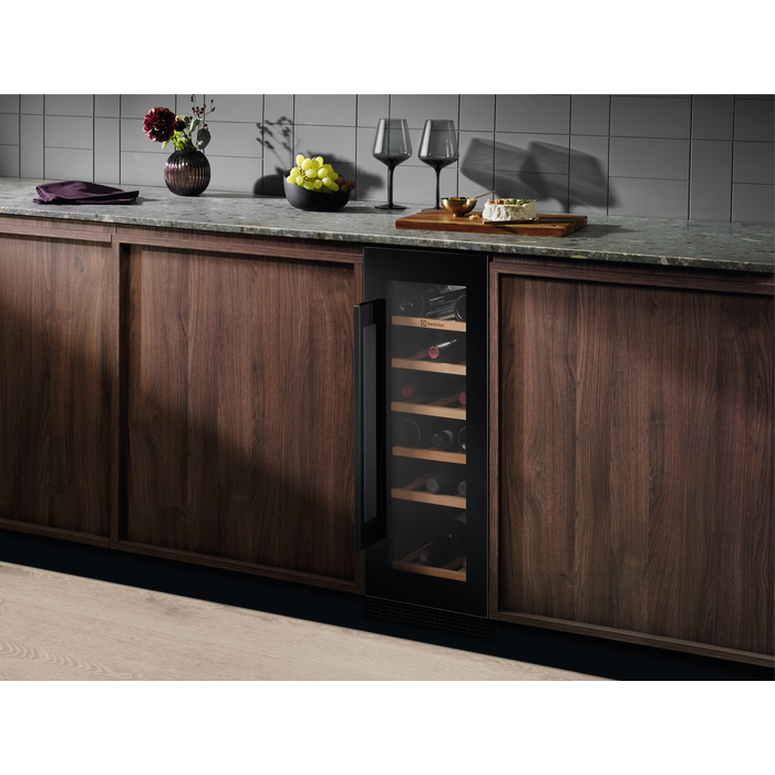 Electrolux - Viinikaapit - EWUS020B5B