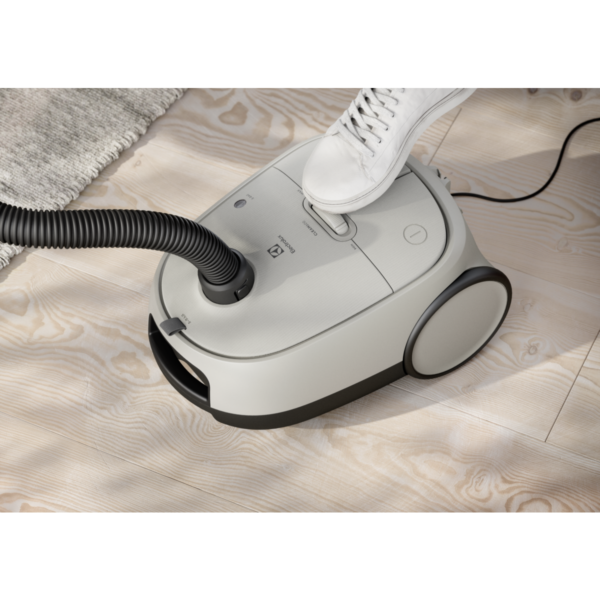Electrolux - Pölynimuri - EB61C360