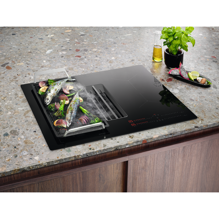 Electrolux - Induktiotaso liesituulettimella - HHOB760S