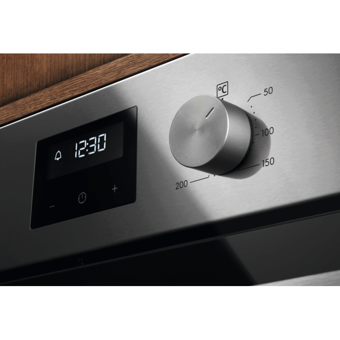 Electrolux - Kalusteuuni - COB410X