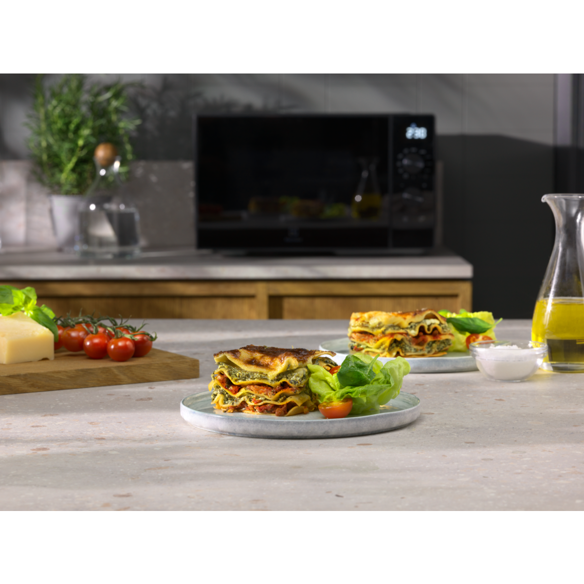 Electrolux - Mikroaaltouuni - EMZ725MMK
