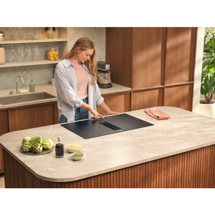 Electrolux - Induktiotaso liesituulettimella - EHH80KB7SC