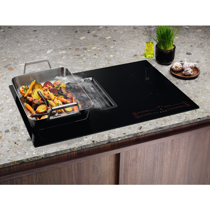 Electrolux - Induktiotaso liesituulettimella - HHOB860FMC