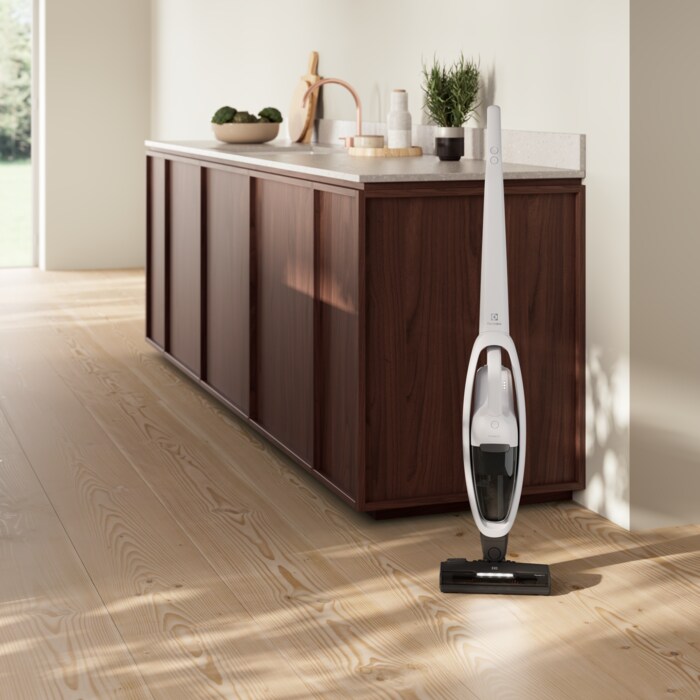 Electrolux - Johdoton varsi-imuri - ES52CB18SH