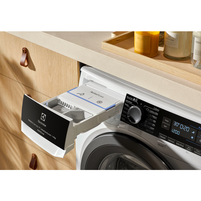 Electrolux - Edestä täytettävä pesukone - EW8F8669Q9