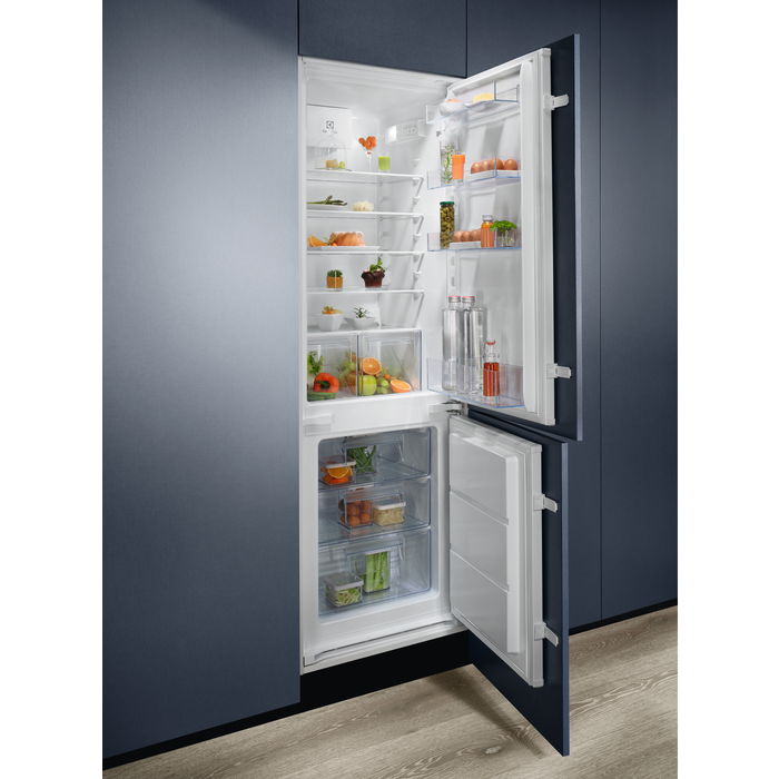 Electrolux - Integroitava jääkaappipakastin - LND5FE18S
