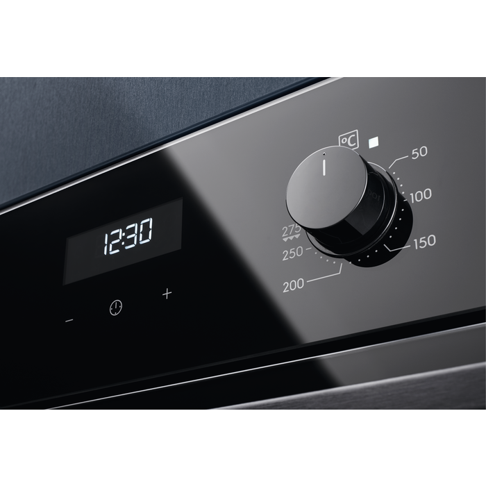 Electrolux - Kalusteuuni - EO50CBK