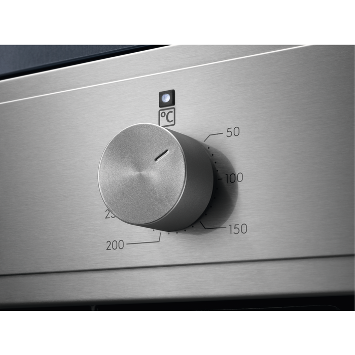 Electrolux - Kalusteuuni - COB300X