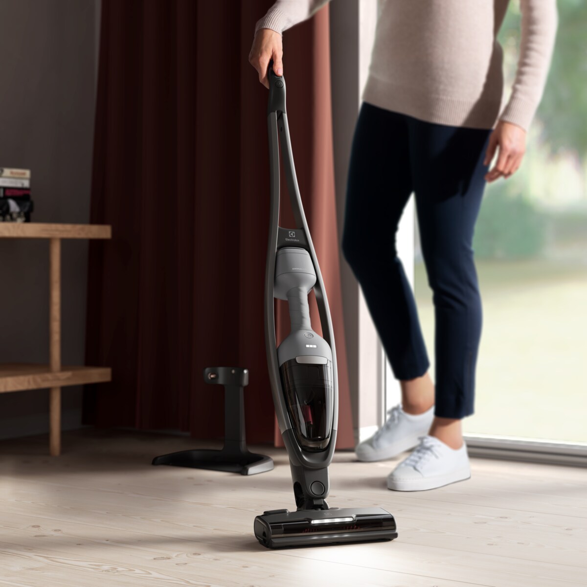 Electrolux - Johdoton varsi-imuri - ES62AB25UG