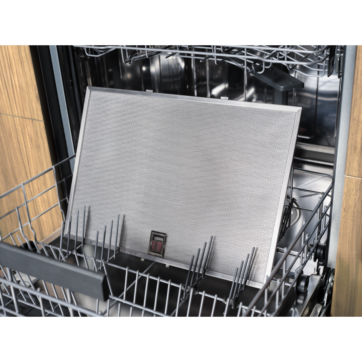 Electrolux - Saarekeliesituuletin - LFK819W