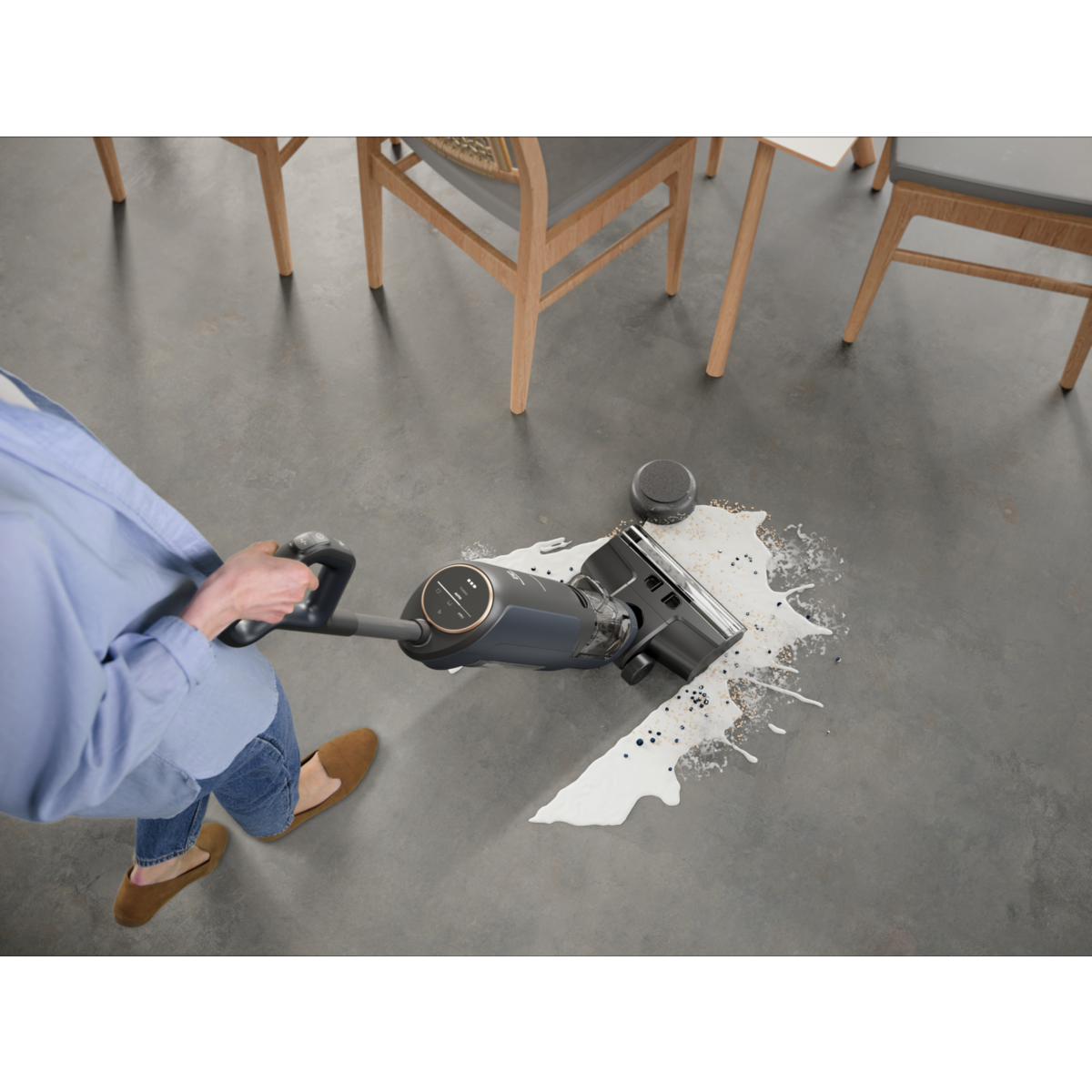 Electrolux - Wet & Dry Cordless cleaner - EW81U3DB