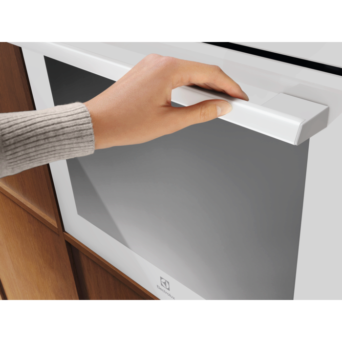 Electrolux - Kalusteuuni - BOC002EV