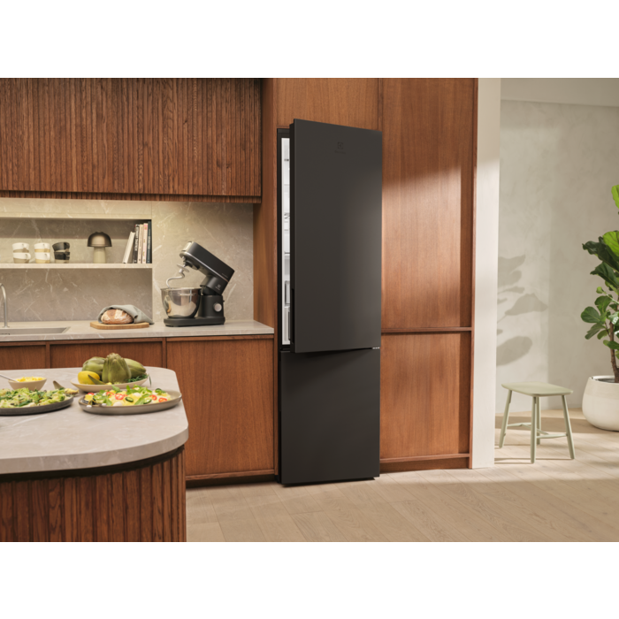 Electrolux - Jääkaappipakastin - KRC720CK