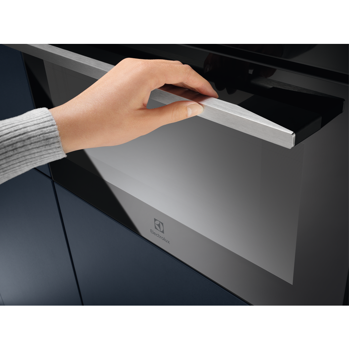 Electrolux - Integroitu mikroaaltouuni - CKM806CX