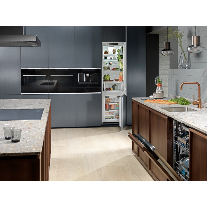 Electrolux - 60 cm astianpesukone - EEC67310L