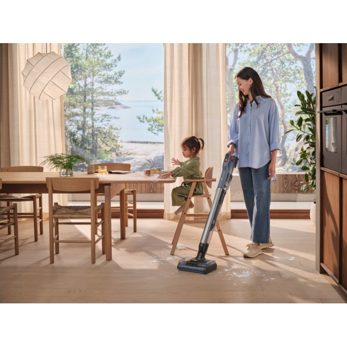 Electrolux - Wet & Dry Cordless cleaner - EW82U2DB