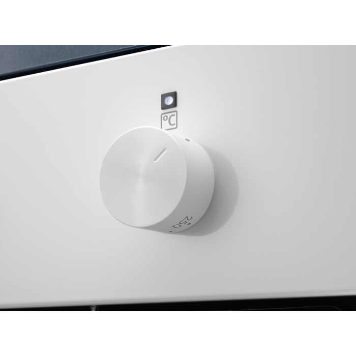 Electrolux - Kalusteuuni - CKB101W
