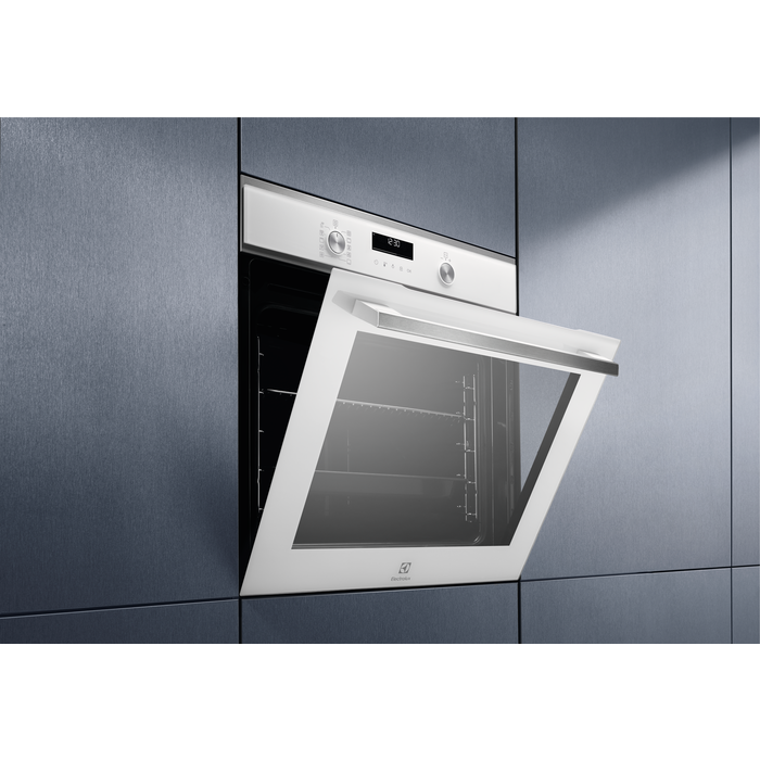 Electrolux - Kalusteuuni - COP827V