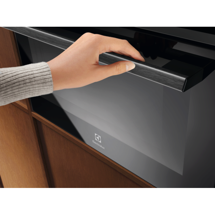 Electrolux - Compact-uuni - COM900CB