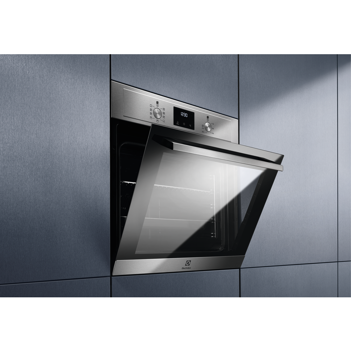 Electrolux - Kalusteuuni - COB400X