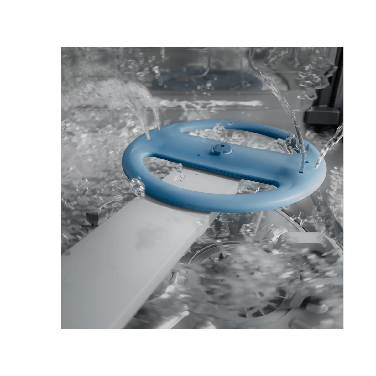 Powerful, double-rotating spray coverage with 360Clean.