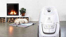 Keittiötä puhdistava Electrolux UltraSilencer Zen