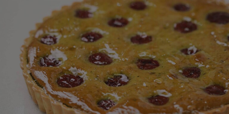 Matcha-kirsikkapiirakka