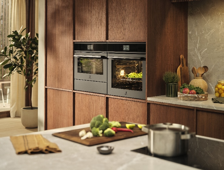 Keittiönäkymä uuneineen