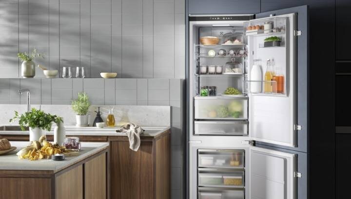 Avonainen jääkaappipakastin