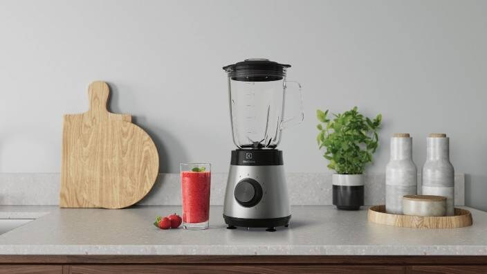 Electroluxin tehosekoittimella valmistettu smoothie